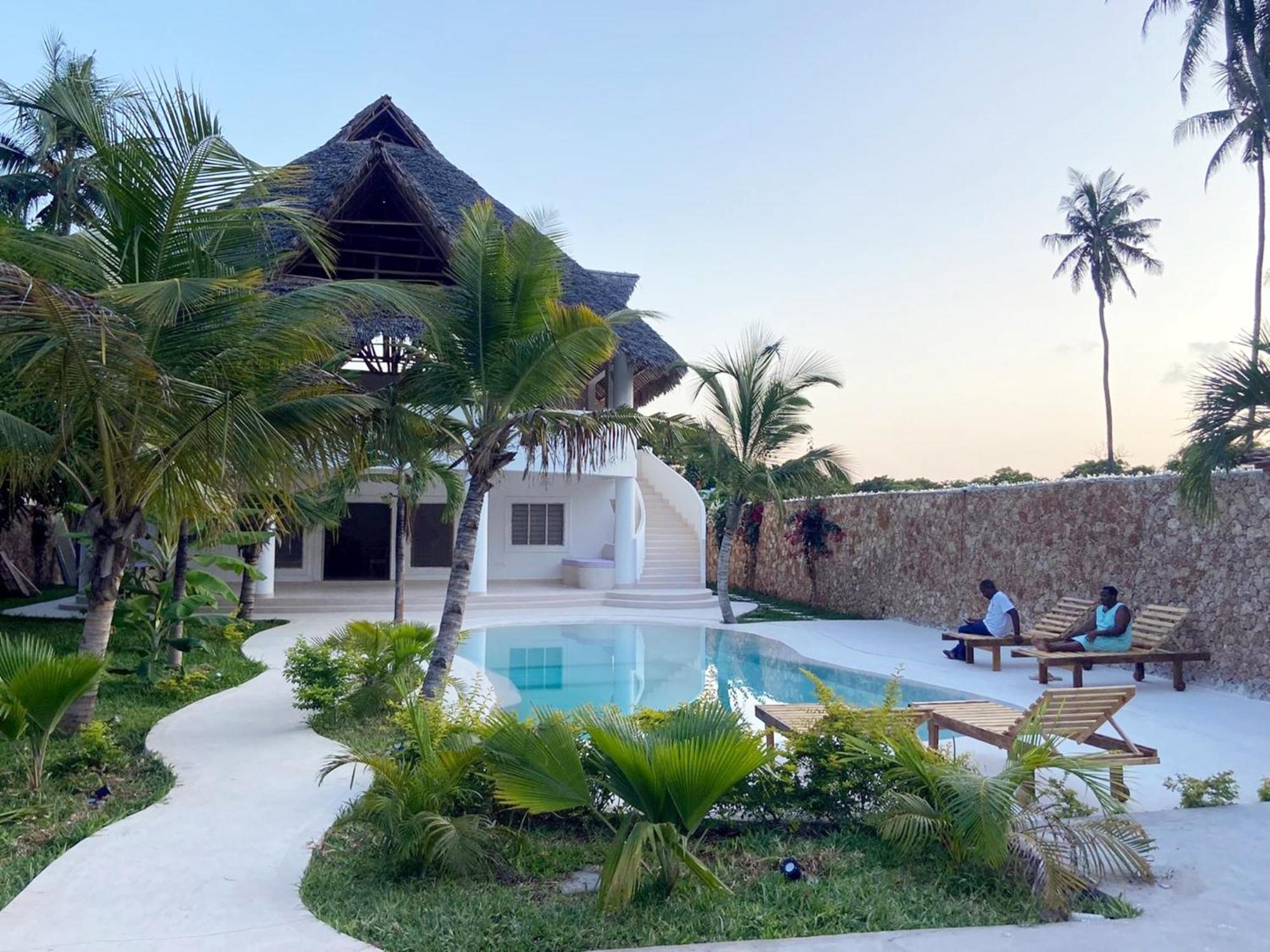 Blue Diamond Villa Watamu Exterior photo